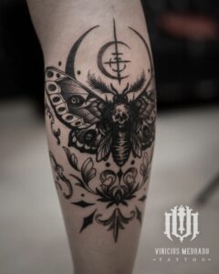 Tatuagem Blackwork mariposa